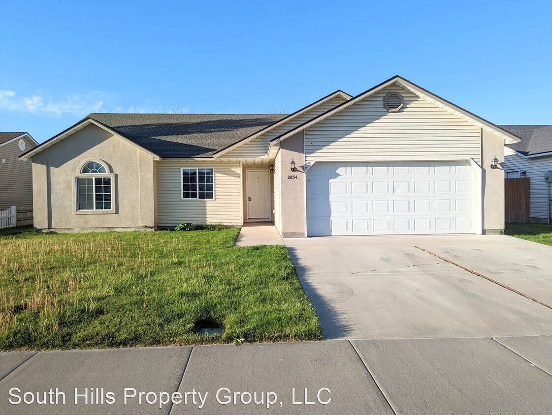 4 br, 2 bath House 2854 Deaun Ave House for Rent in Twin Falls, ID