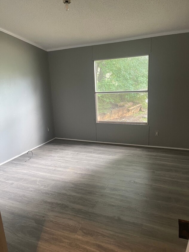 Building Photo - 200 Owens Meadow Ct