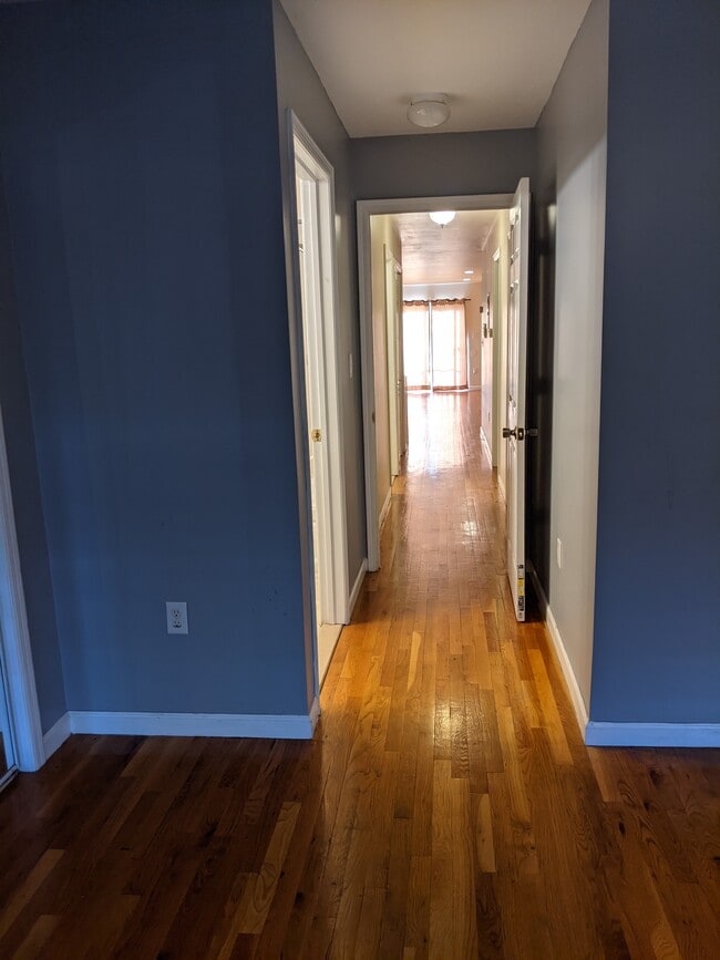 Foto del edificio - 246 Boyd Ave