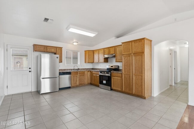 Building Photo - 24351 N Diamond Head Ave