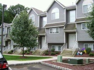 Foto principal - 104 Arlington Ct