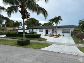 Building Photo - 15640 SW 102nd Pl