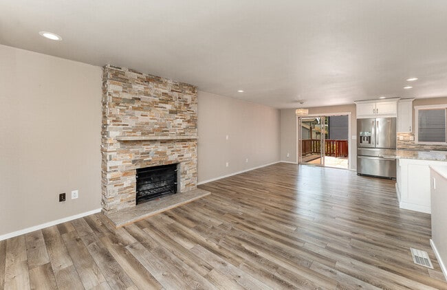 Foto del edificio - 9215 Evanston Ave N