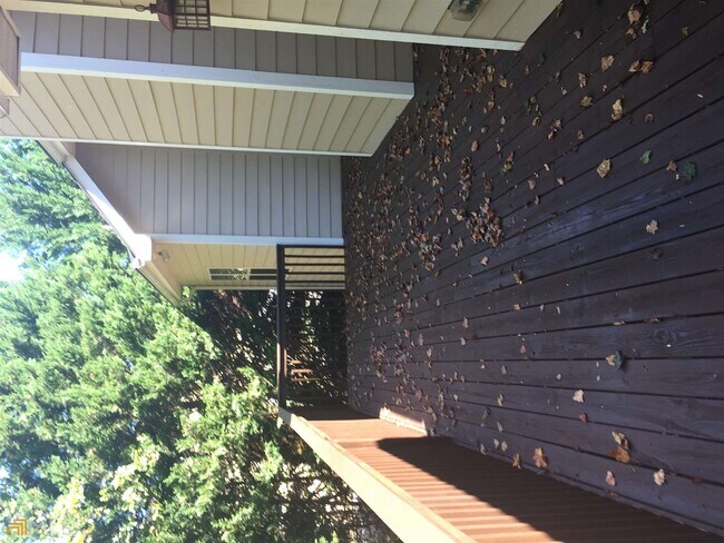 Building Photo - 149 Walnut Ridge Dr