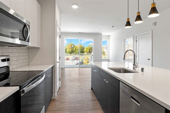 Foto del edificio - 5945 6th Ave