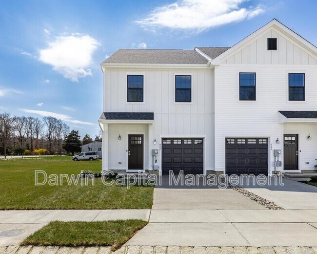 Building Photo - 904 Woodview Ct