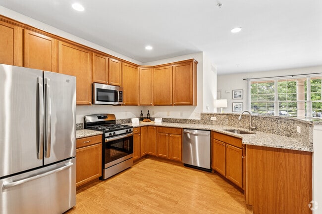 2BR, 2BA - 1,576SF - Kitchen - Heritage Orchard Hill