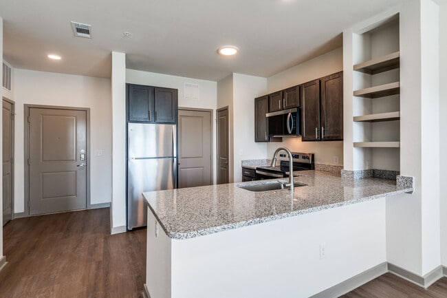 Building Photo - Parmore Plano