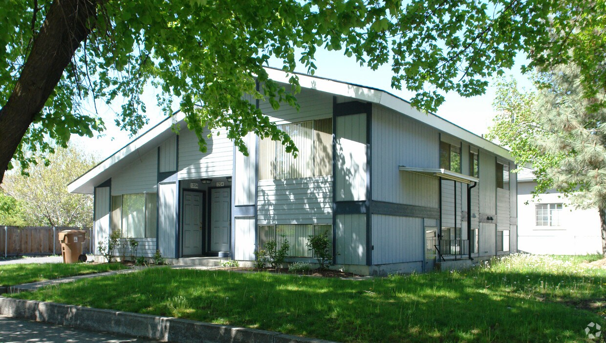 Foto principal - 1801 N Jefferson St