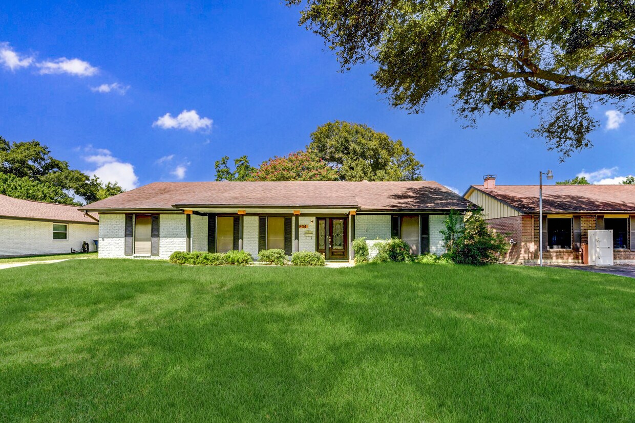 Foto principal - 1804 19th Ave N