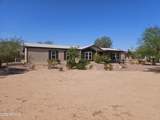 Building Photo - 56073 W Palillo Dr