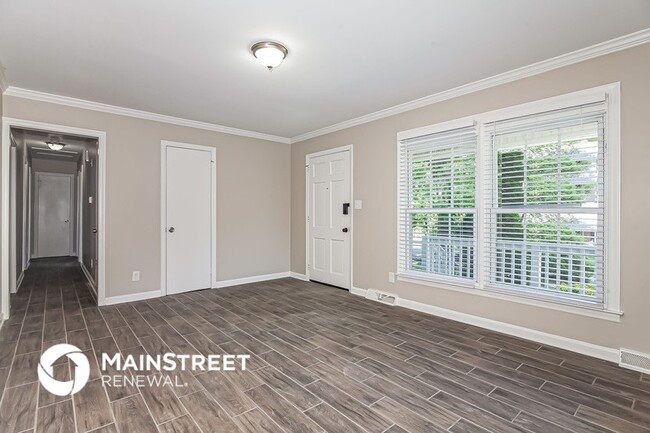 Building Photo - 1616 Anthony Dr