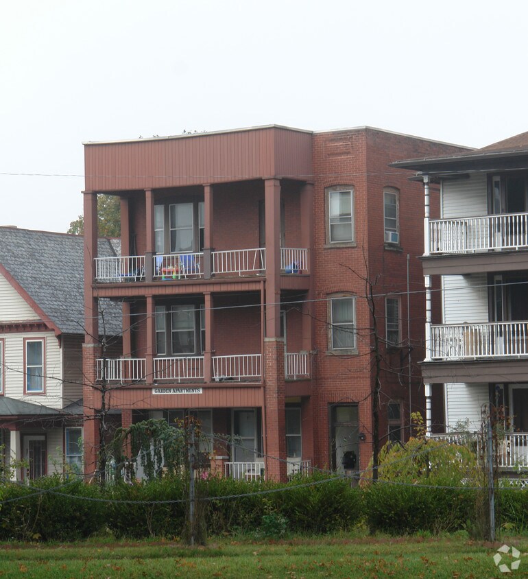 Foto principal - Garden Apartments