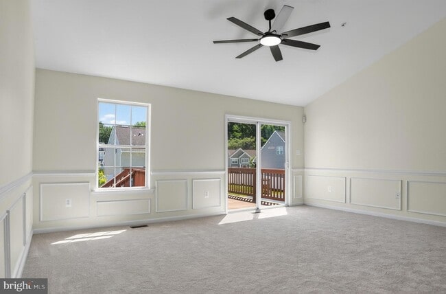 Building Photo - 21096 Lizson Ct