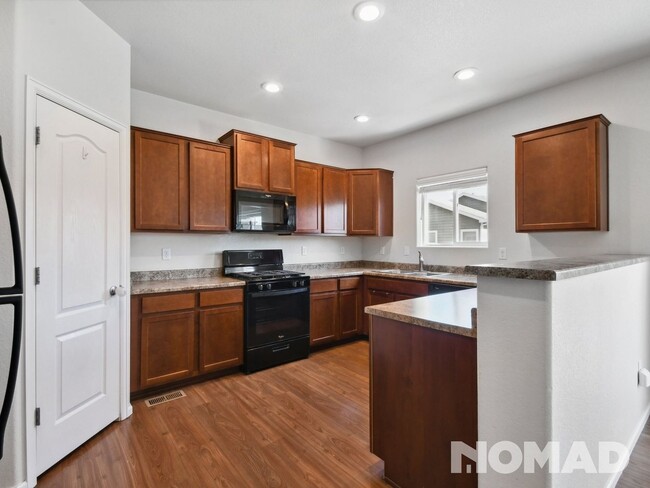 Building Photo - 3 Bedroom Single Family Home in Brighton