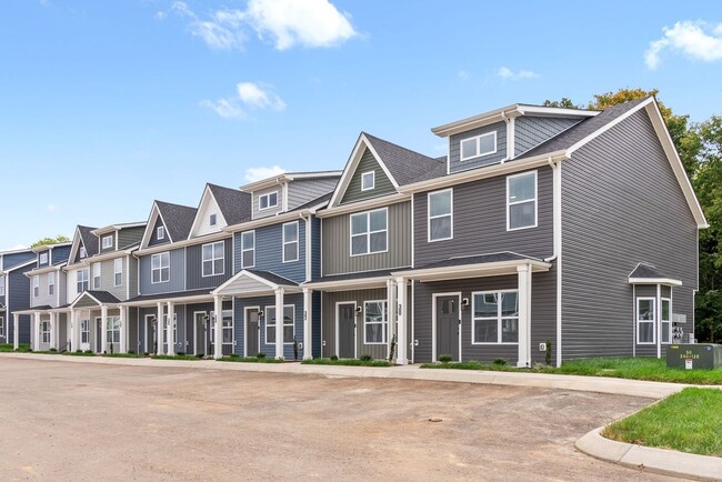 Foto del edificio - Beautiful Townhome in Clarksville!