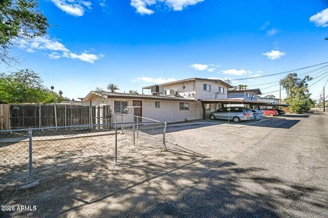 Foto del edificio - 441 N Williams