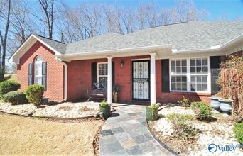 Building Photo - 139 Timberlake Dr