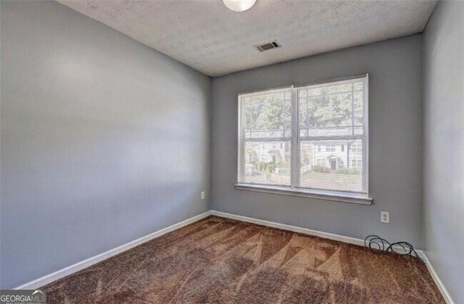 Foto del edificio - 6316 Ellenwood Dr