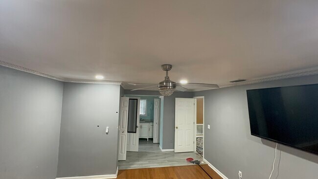 Foto del edificio - 1049 SW Aswan Ave