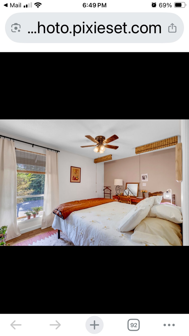 Building Photo - 205 Lanai Vlg