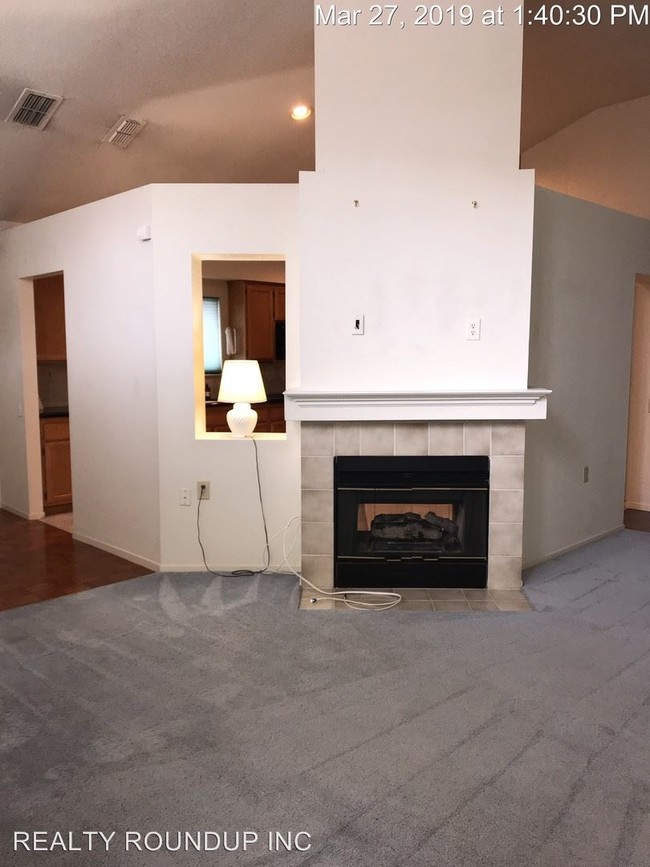 Building Photo - 2 br, 2 bath House - 8118 Arroyo Vista Dr