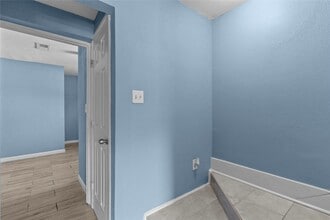 Building Photo - 7316 Overton St