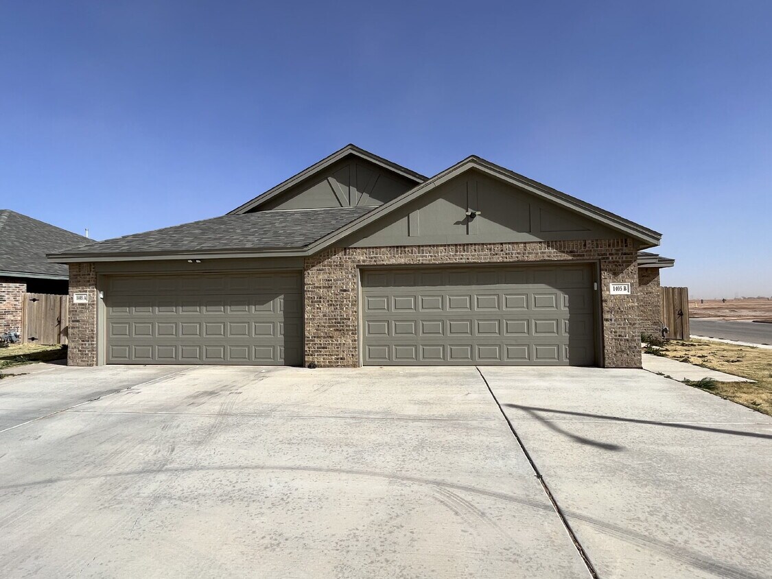 Foto principal - Stunning Duplex in Shallowater!