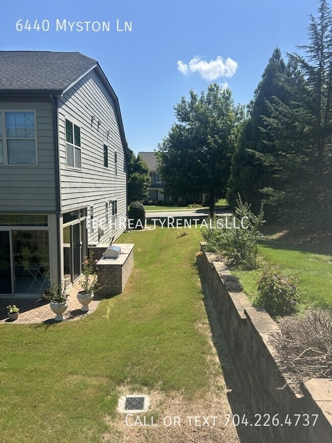 Foto del edificio - 6440 Myston Ln