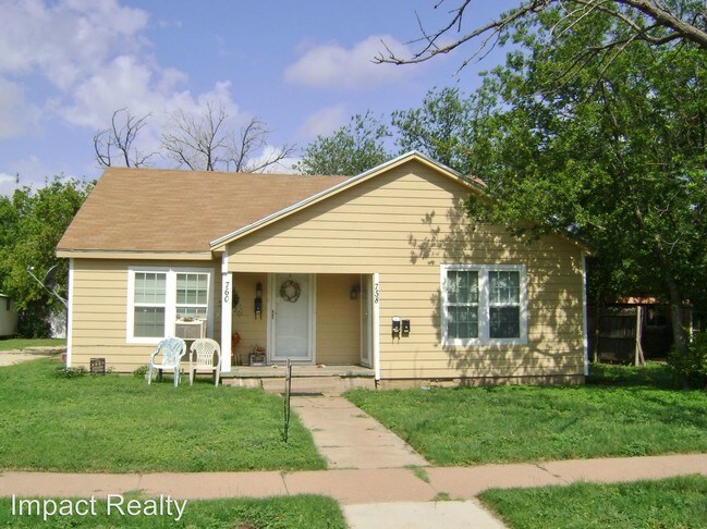 Building Photo - 758 Peach St