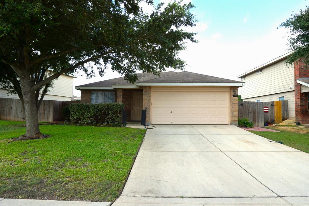 Foto principal - 9014 Clearwood Pth