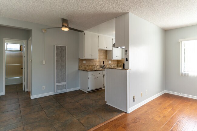 Foto del edificio - 2244 Addison Way