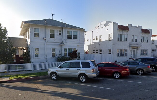 Foto del edificio - 715 Lime Ave