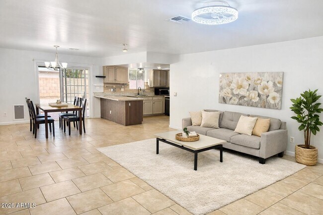 Foto del edificio - 3838 W Dailey St