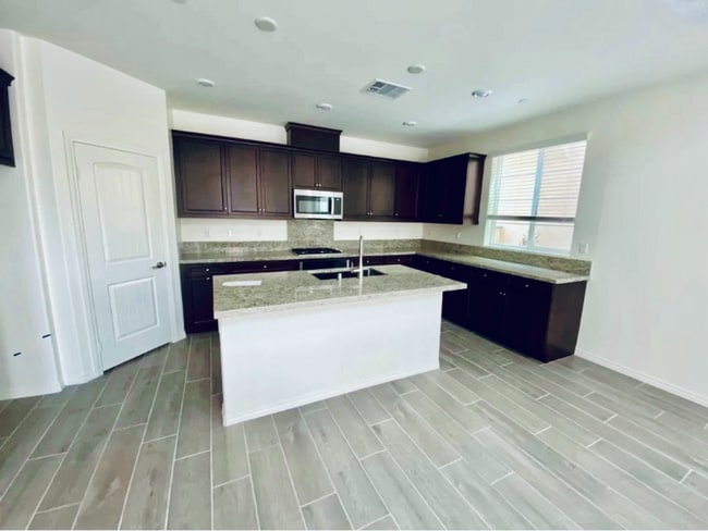 Photo - 7099 Montecito Ln Townhome