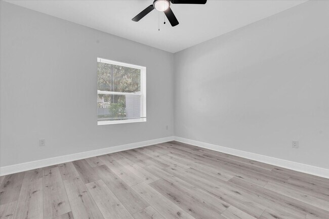 Foto del edificio - 705 S Orange Ave