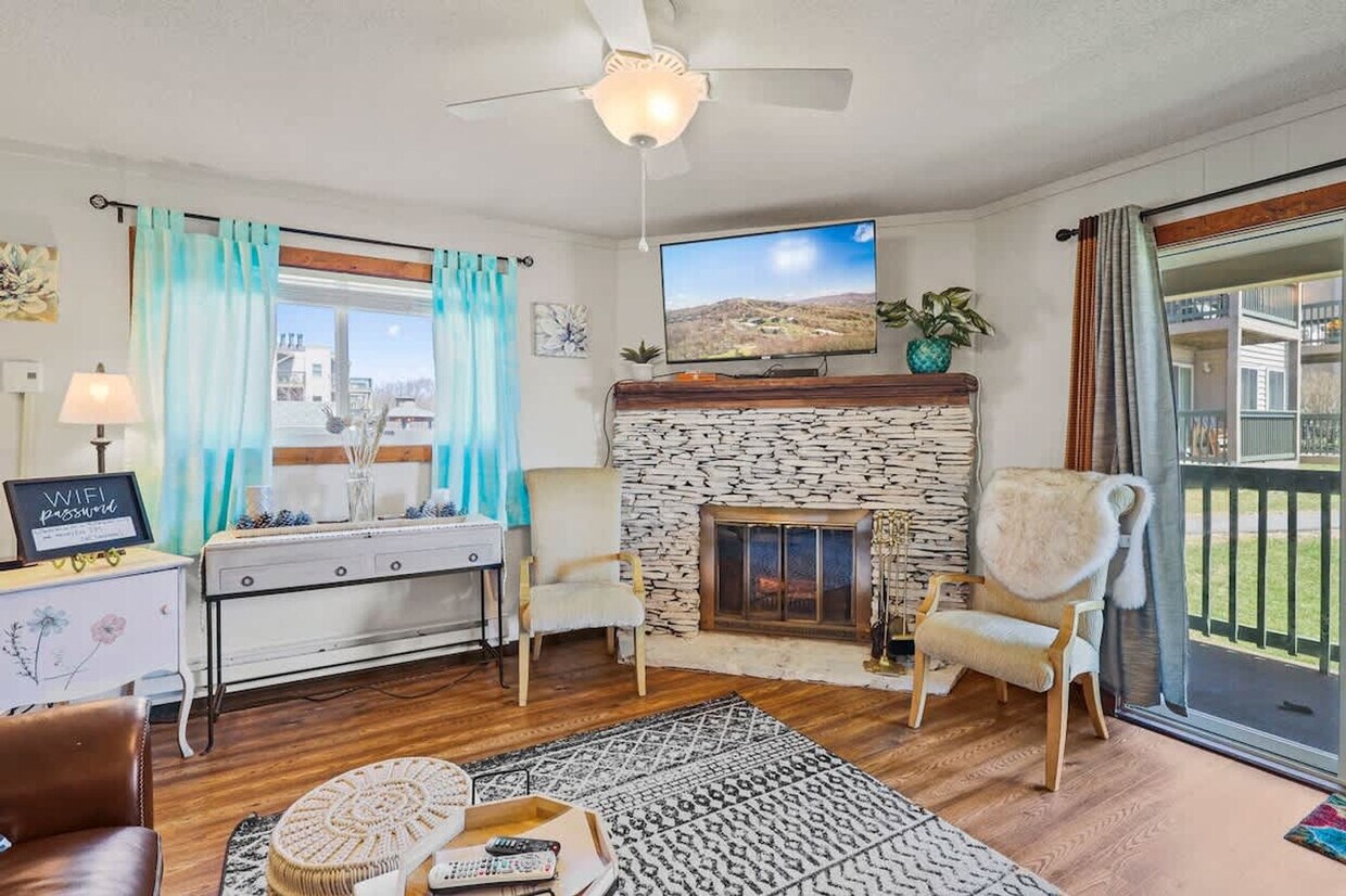 Foto principal - 301 Pinnacle Inn Rd