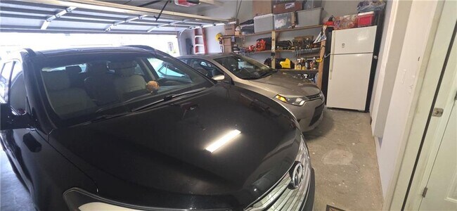 Foto del edificio - 4768 Rdg Vly Dr