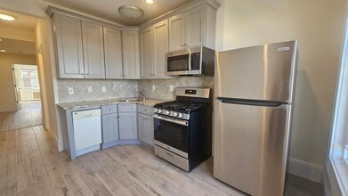 Building Photo - 9103 Bergenwood Ave
