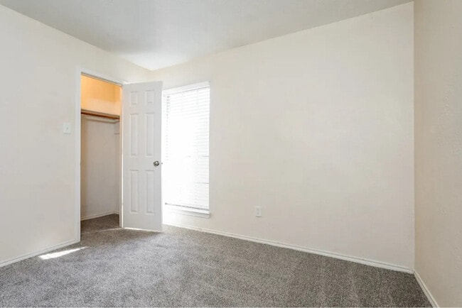 Building Photo - 6406 Big Springs Dr