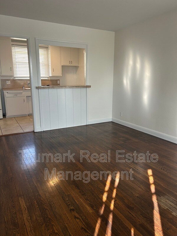 Foto del edificio - 1253 S Glendale Ave