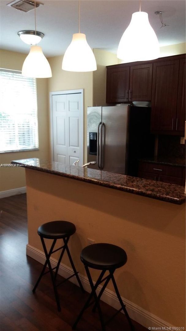 Foto del edificio - 7951 NW 107th Ct