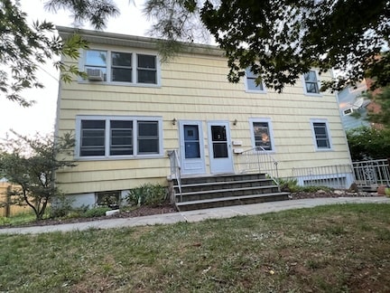 Primary Photo - 26 S Dutcher St