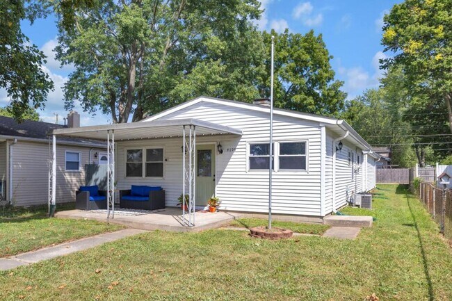 Building Photo - 4109 Weaver Ave