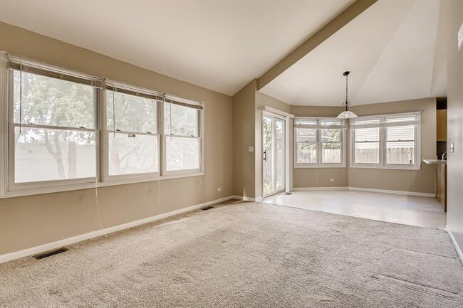 Building Photo - 4804 Lobelia Ct