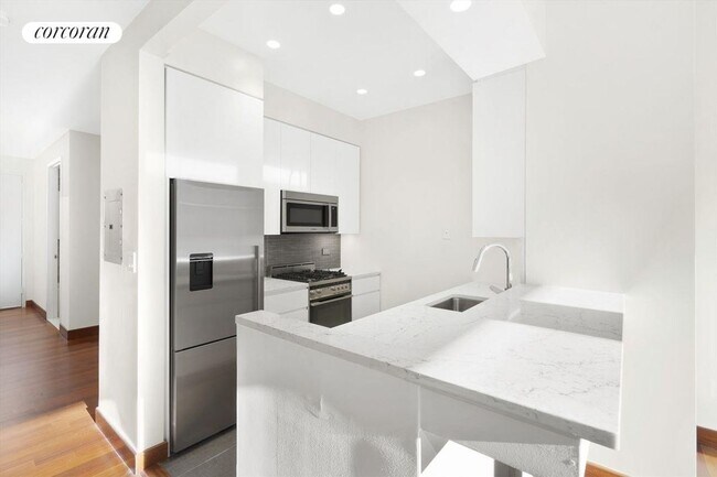 Foto del edificio - 305 E 63rd St