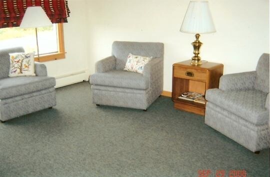 Interior Building Photo - 5063 Bolivar Rd