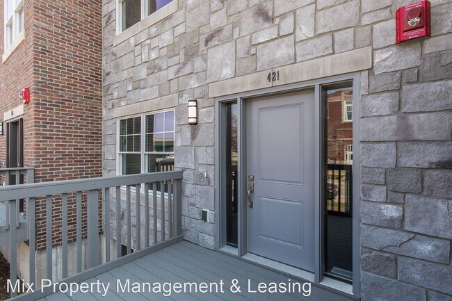 Foto del edificio - 2 br, 2.5 bath House - 421 2nd Ave SW