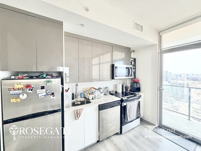 Building Photo - All-Inclusive 2-Bedroom Corner Condo with Balcony & Parking – Kitchener
