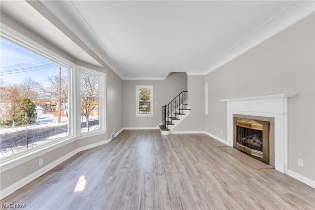 Building Photo - 3557 Silsby Rd